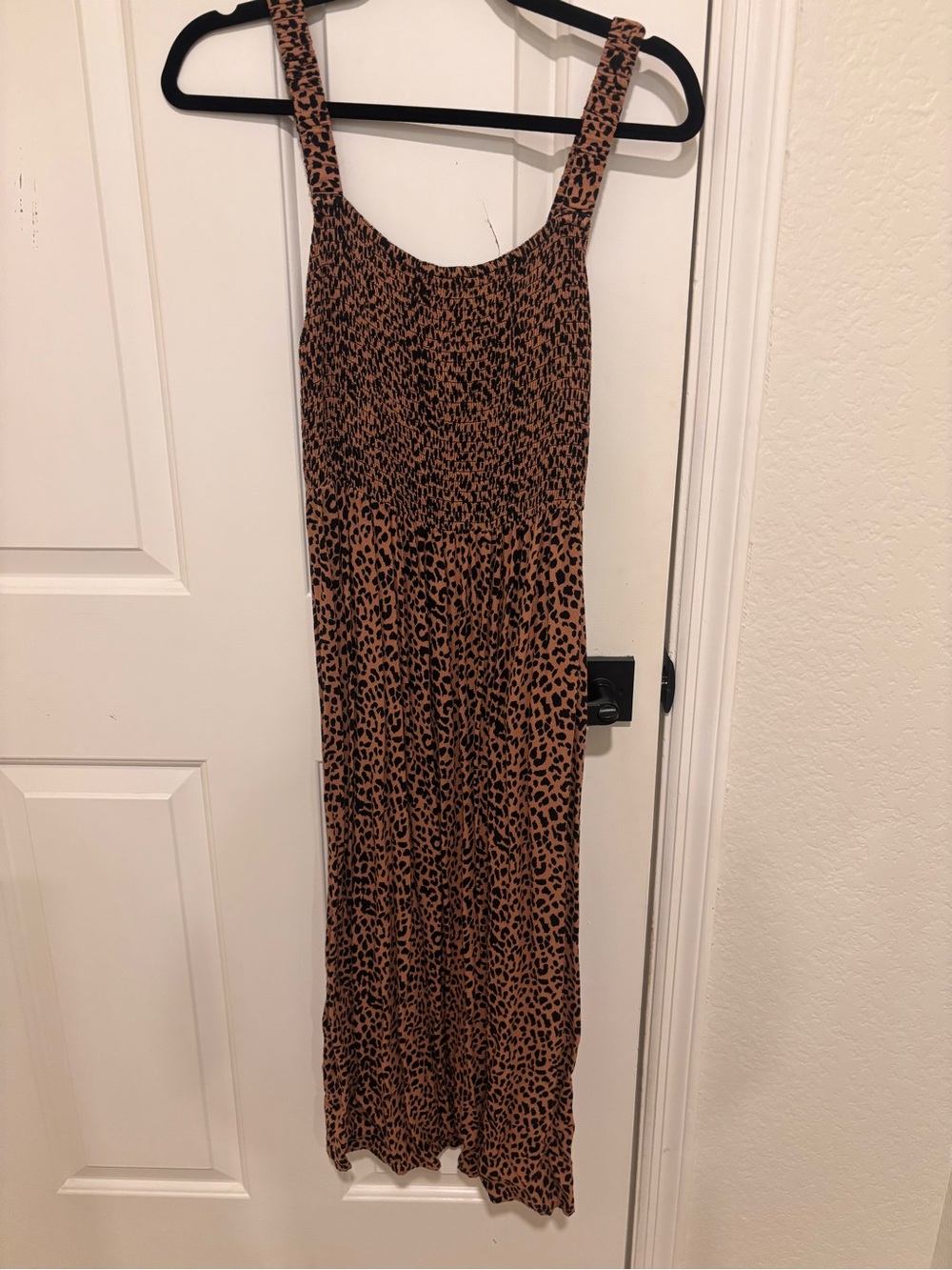 Saltwater Luxe Smocked Leopard Print Midi Dress | Leopard | Size S